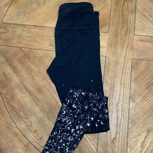 Size 4 SPECIAL EDITION Lululemon Speed WunderTight 28” Sparkle